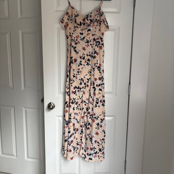 Band of Gypsies Blush Floral Maxi Dress - Picture 2 of 4